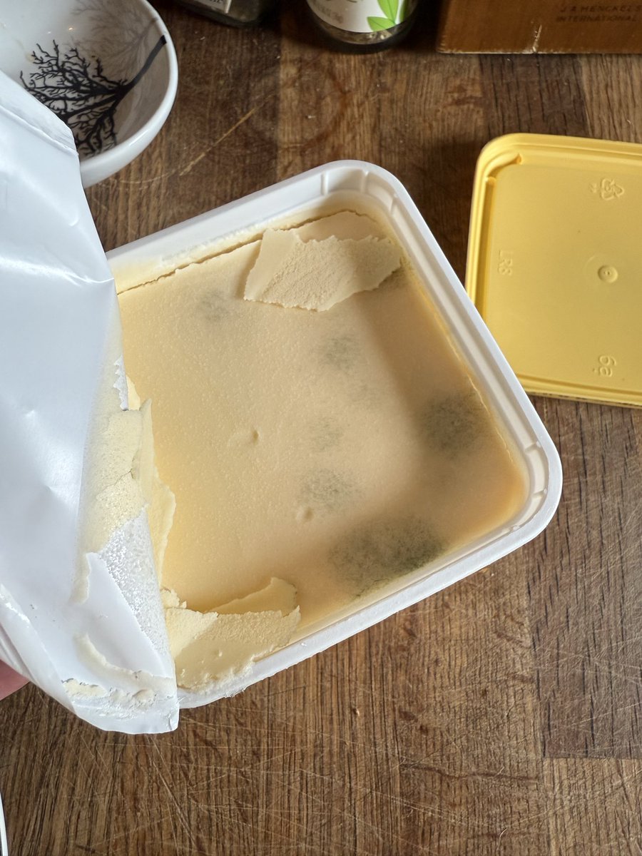 Kelldoza tweet media