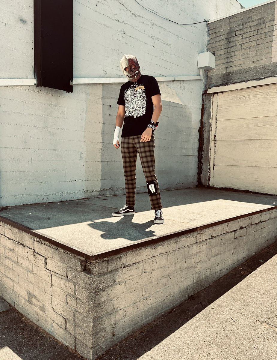 kevin_slayer_'s tweet image. Repping the “Fallout 2.0” Tee from “TOXIC DOOM STUDIOS”

#horror #modelling #MASKS