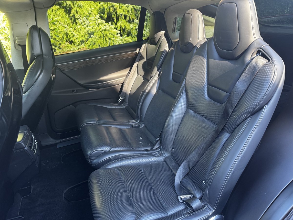 I owned this X a few years ago. Sold it to someone with seller financing (horrible idea) and they defaulted almost $20k on me. I finally got the car back recently and need to get rid of it to hopefully recoup some money.

2016 P90D Model X
Red/Black
5YJXCAE47GF000905
162k Miles