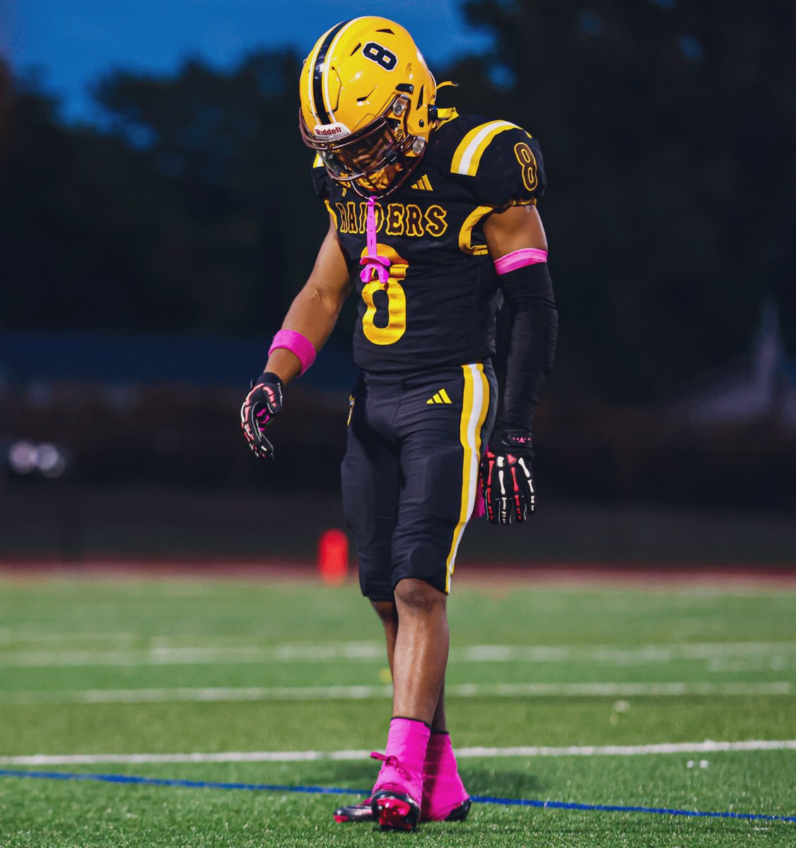 Sr. Season Highlights
All around ATH I can play anywhere Safety, Nickel, corner,  in the box , RB and WR.

hudl.com/v/2SgJqf

23 Tackles
3 TFLS
1 PBU 
A Fumble Recovery 
1 Touchdown
1 carry
In 6 games due to an injury