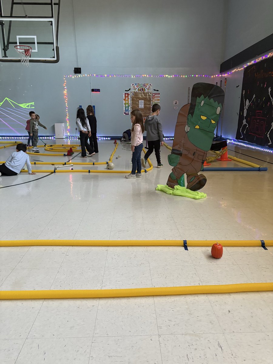 StillwaterK6's tweet photo. Outstanding job by our PE teachers for transforming our gym into a 12 hole mini golf course to celebrate Halloween week. #Halloween2025 https://t.co/vwcLTLWDQd