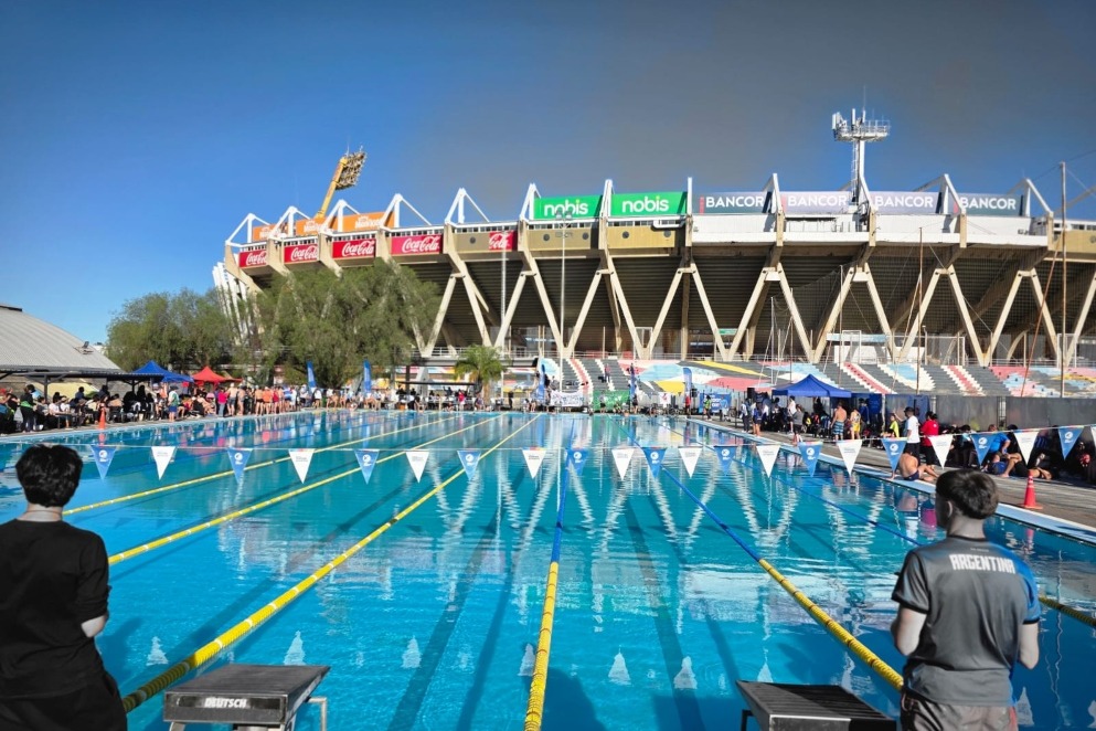 gobdecordoba's tweet photo. La ciudad de #Córdoba fue sede de la 4ª fecha de la Liga de Natación Paralímpica Argentina, desarrollada en la pileta olímpica “Georgina Bardach” del Polo Deportivo #Kempes y en el natatorio de la Facultad de Educación Física #IPEF de la @upc_cordoba.🏊♂️
🥽🩱Más de 230 nadadores y nadadoras de 15 provincias compitieron representando a 29 clubes de todo el país.
El título de campeón nacional fue para el Club Almirante Brown🎖️
¡Felicitaciones a los ganadores y participantes! 🙌👏
#SeguimosHaciendo #DeportesCBA #Natación #Inclusión