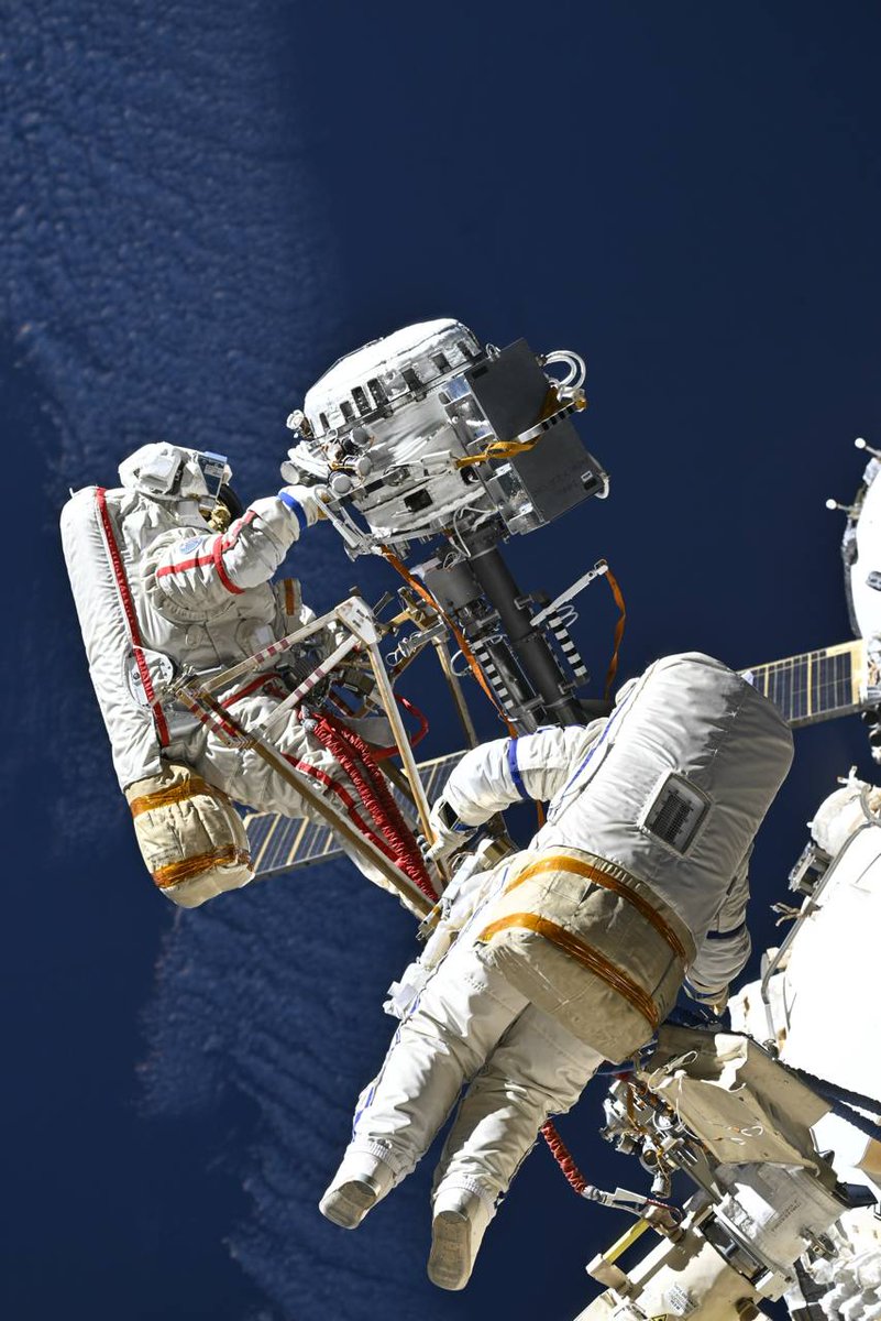 katlinegrey's tweet photo. Another Russian EVA is coming! Tomorrow, at October 28, Sergey Ryzhikov and Alexei Zubritsky will egress the Poisk module presumably at 14:20 UTC. The return to the station is planned for 20:50 UTC. The details of the working program haven't been published yet. https://t.co/VPpRKoJQfJ