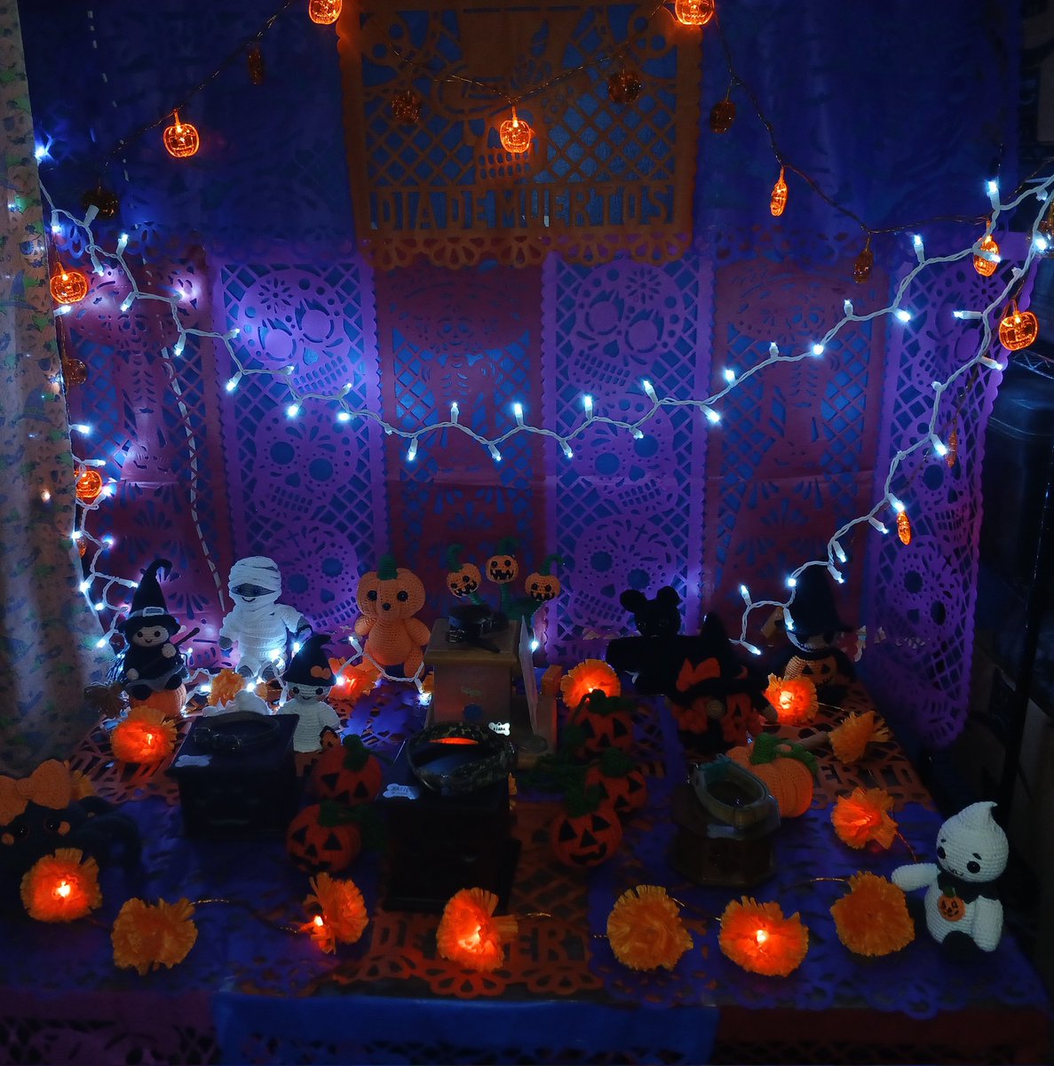 _LORD_VAMPIRE's tweet image. #DiaDeMuertos #Mascotas