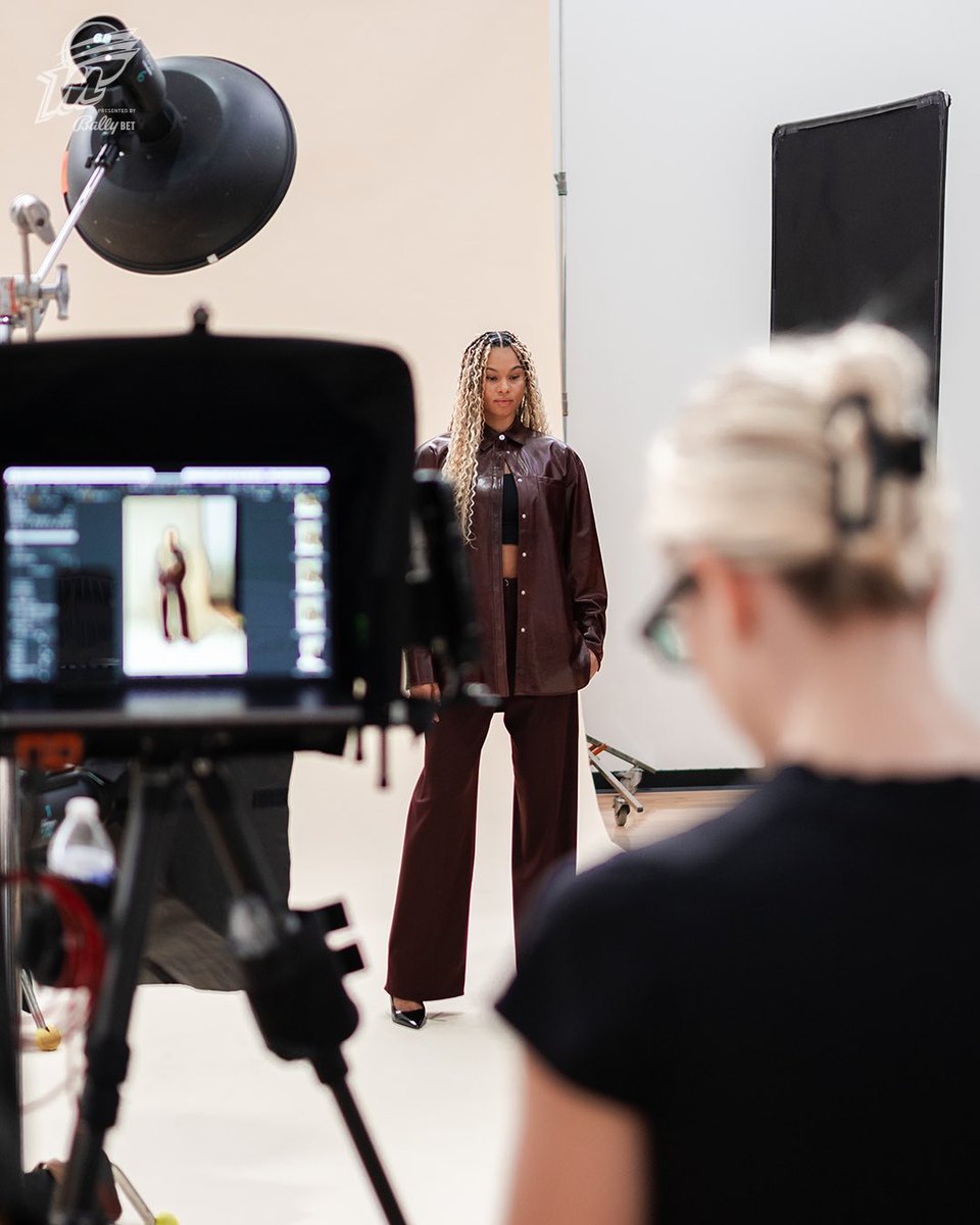 Phoenix Mercury tweet media