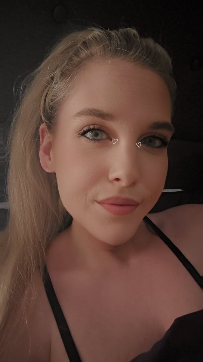 I should totally get lip injections lol 🤭