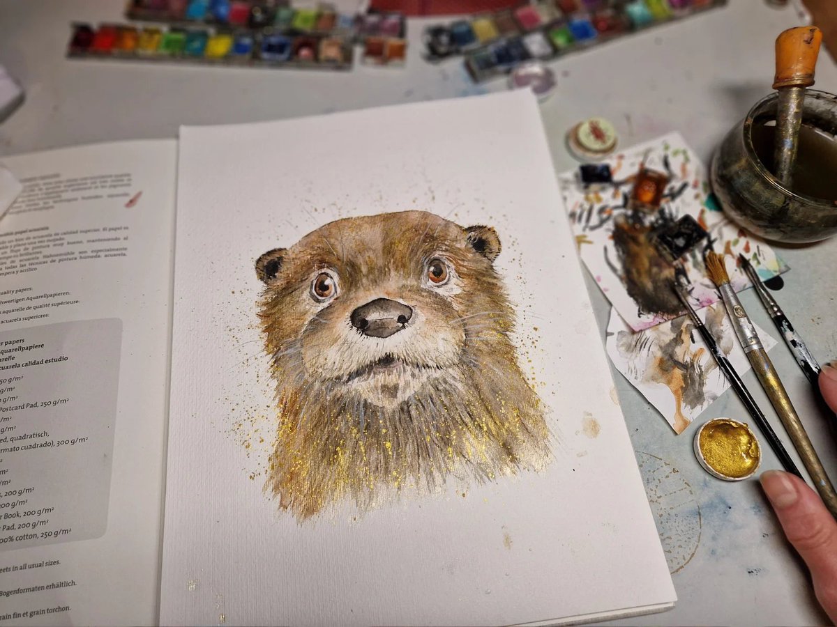 wandklex's tweet photo. Gemütskuscheln?
Der liebesbedürftige Kleine - hier noch als #workinprogress - wohnt fertig gerahmt derzeit auf https://t.co/PwRbj0wotz und sucht noch sein Zuhause.
(handgemaltes #wandklex Original)
#otter https://t.co/ajGCCGhgpQ