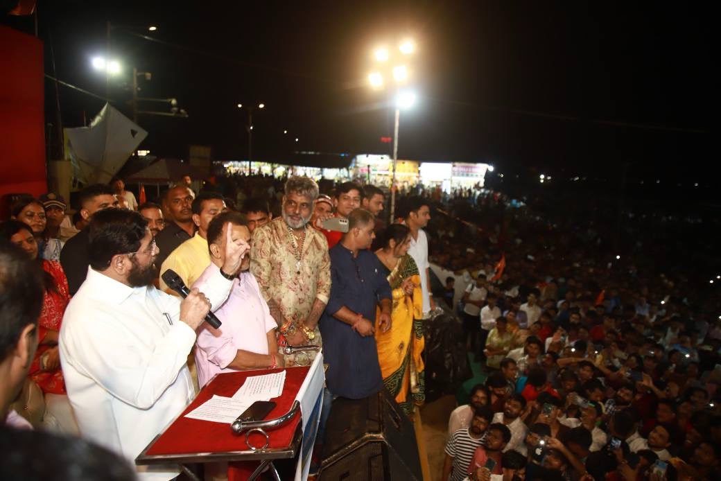 mieknathshinde's tweet image. आता लवकरच बिहारमध्ये विधानसभा निवडणुका होत आहेत यात आपण सगळे सहभागी होण्यासाठी जाणार असाल. देशाला आणि बिहारला प्रगतीकडे घेऊन जायचे असेल तर या विधानसभा निवडणुकीत पंतप्रधान नरेंद्र मोदीजींचे हात बळकट करा.
तसेच मुंबईचा चेहरा मोहरा बदलण्याचे काम सध्या सुरू आहे, कोस्टल रोड बनला आहे,…