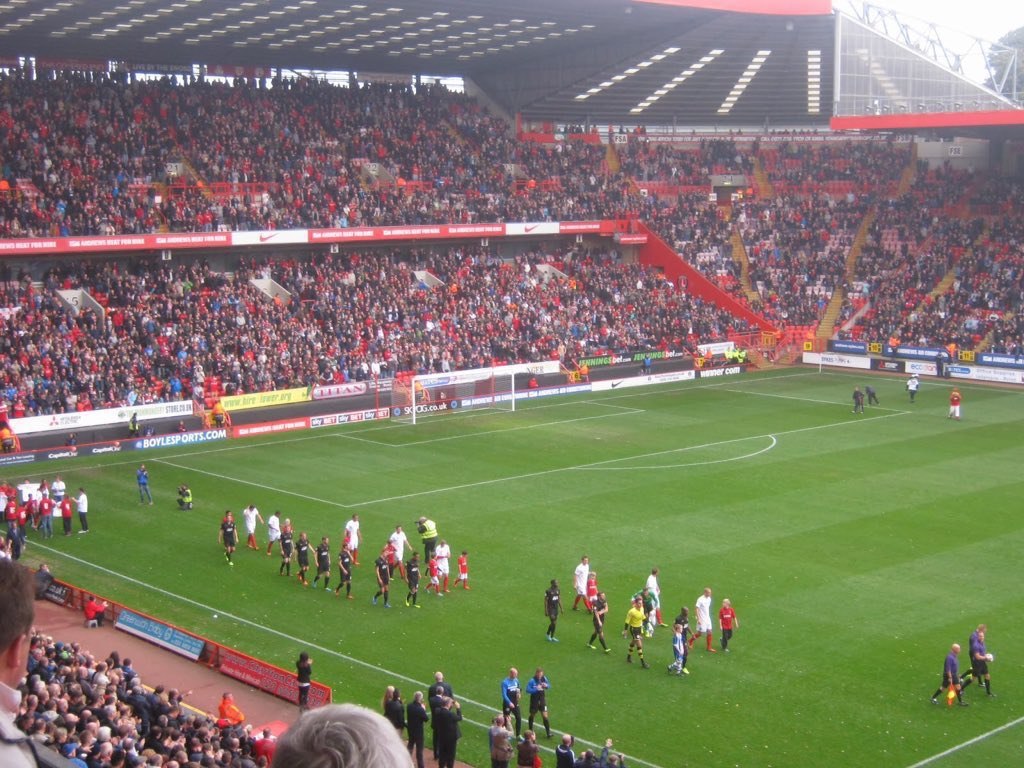 CafcFacts's tweet photo. 27/10/2013 #cafc 0 Wigan Athletic 0
Attendance: 23,600 on a Sunday afternoon on a #footballforafiver day at the Valley.
Charlton 19th in the Championship with 11 points from 12 games played https://t.co/S4JbddKK4J