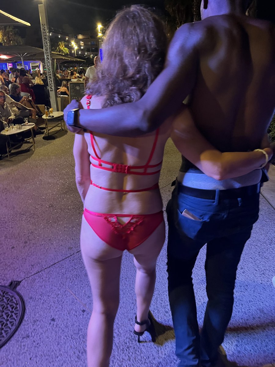 oxoncples's tweet photo. Mrs heading out to Birmingham city centre bars with her BBC bull for some flirting and PDA before heading to hotel. All while Mr with them.  Any ideas for what naughty things she can do…? https://t.co/pylmNJHDo3