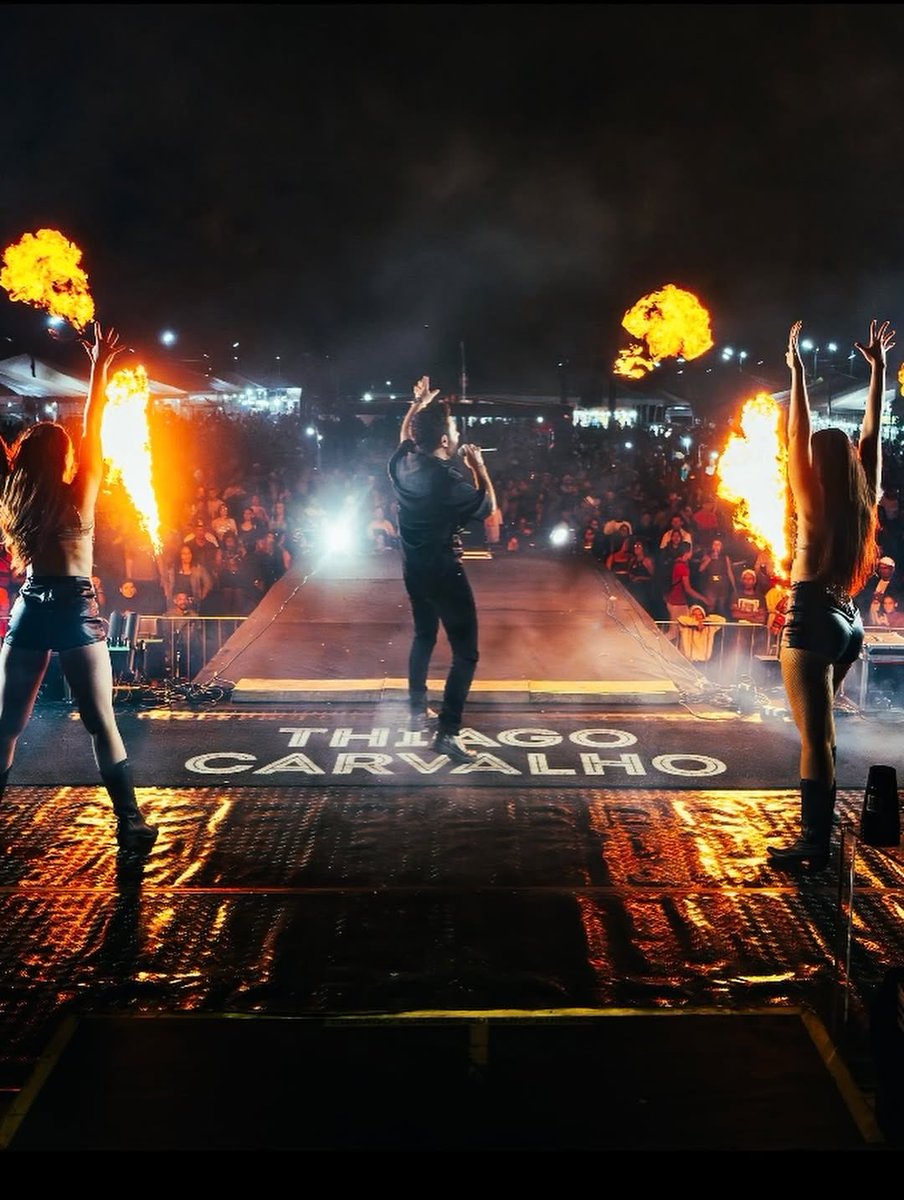 tccantor's tweet image. Moments, Viva a música 🎵 ♥️🎤

#music #show #mg #thiagocarvalho #luislandia #vaquejada #aovivo #amordomes