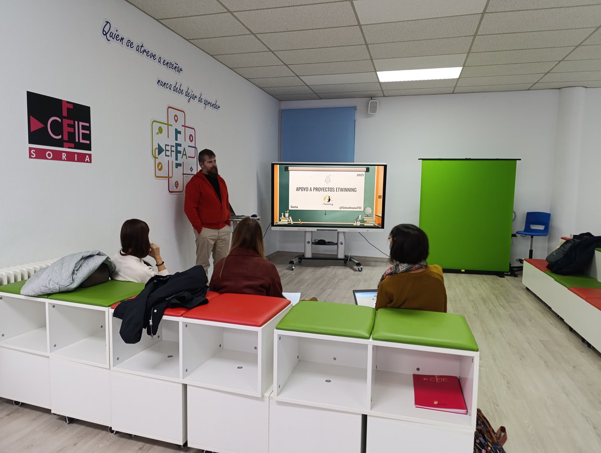 Seminario: Apoyo a proyectos #eTwinning 
Aprendiendo a crear nuestros proyectos eTwinning 🌵👏y a buscar socios 👥. <a href="/eTwinning_CyL/">eTwinning Castilla y León</a> <a href="/eTwinning_es/">eTwinning España</a> 
<a href="/educacyl/">Educación JCyL</a> #FormaciónCyL