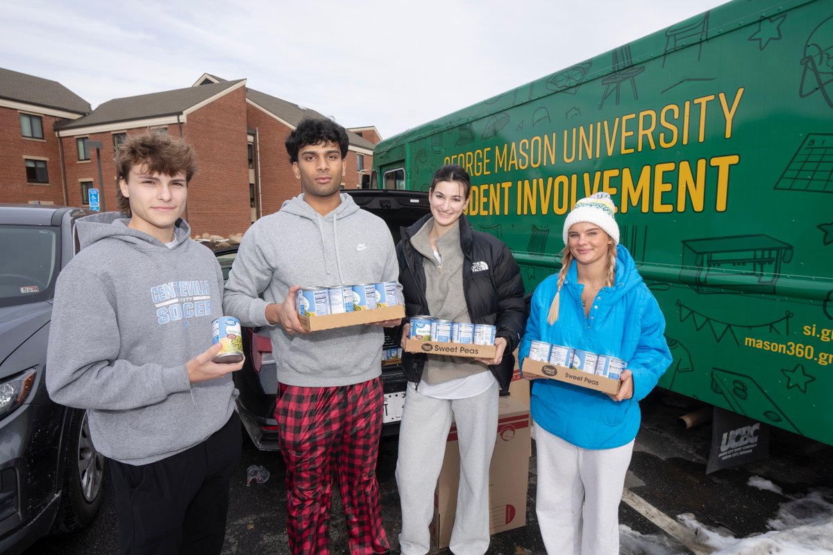 MasonPatriots's tweet image. Fraternity &amp;amp; Sorority Life at Mason is dedicated to philanthropy, service, and social impact.
From campus fundraisers to community outreach, our chapters are committed to making positive change! 🌟

#MasonNation #StudentInvolvement