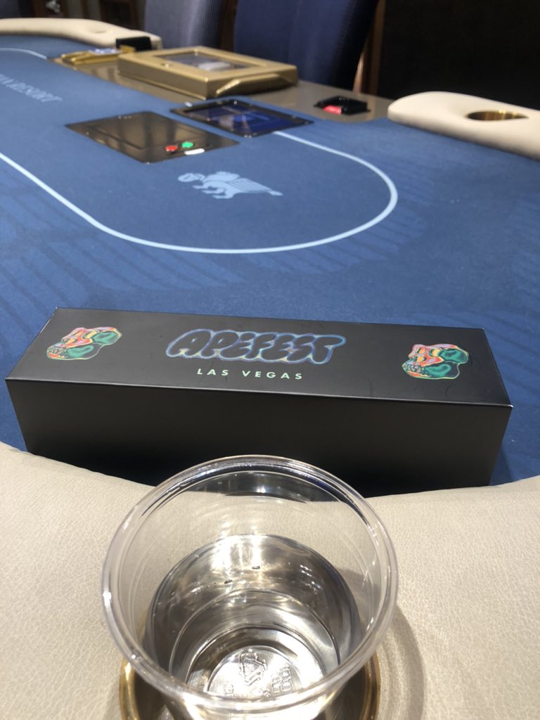 AzerothOp's tweet image. Apefest was awesome. A party filled weekend with great music and even better people.

Playing poker with all the apes was one of the highest points for me, right up there with seeing Peso Pluma live from the VIP section at complexcon. 

See y’all next at the clubhouse in Miami!