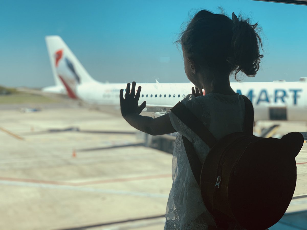 Ayer también fue el cumpleaños de Asia. Tiene 8. No me pregunten, yo tampoco sé cómo.

8 años ➡️ 78 vuelos