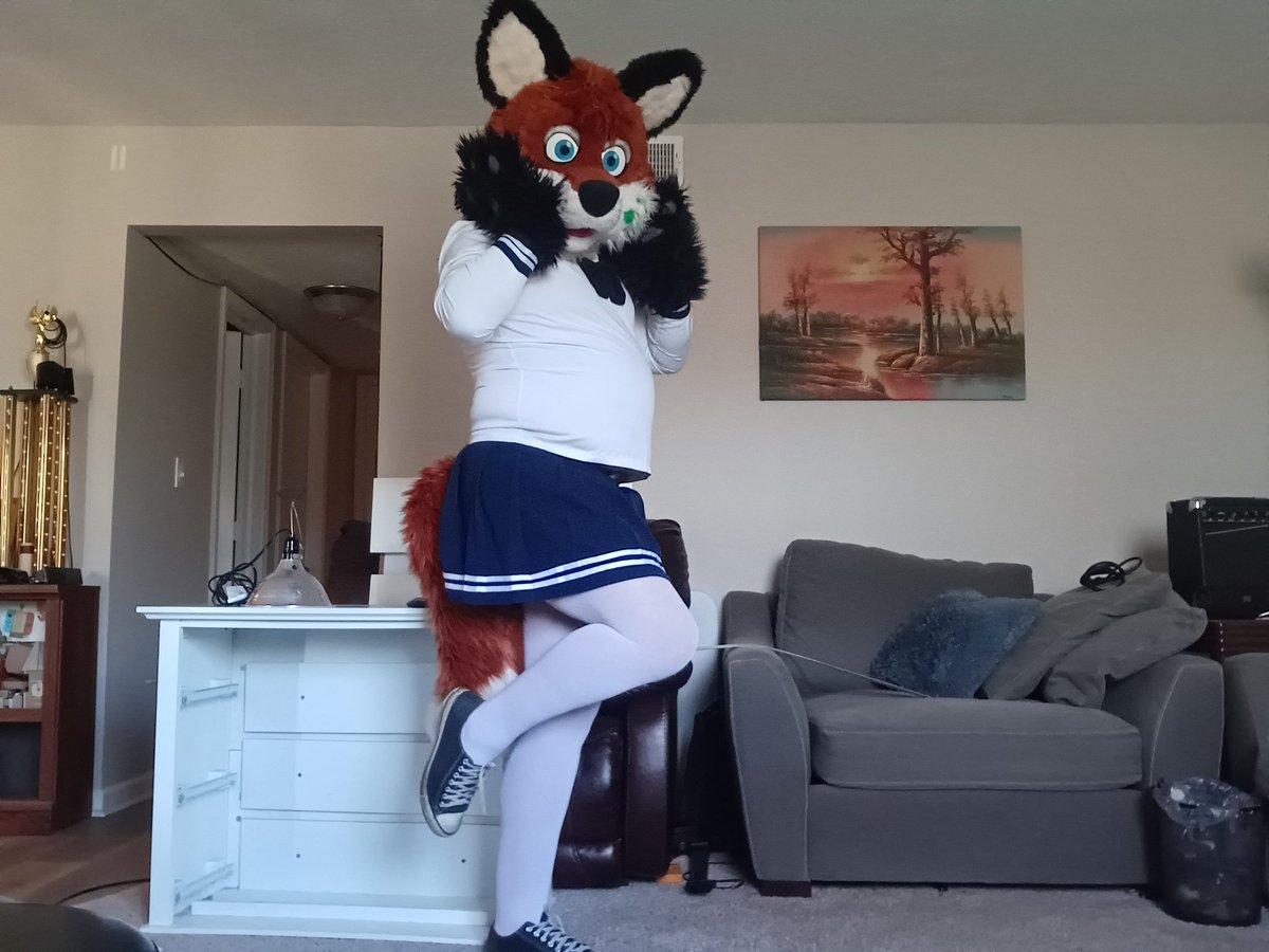 Oddball, ᚴᚢᚾᛚᛁᚴᛒᚬᛚᛦ✝️ tweet media