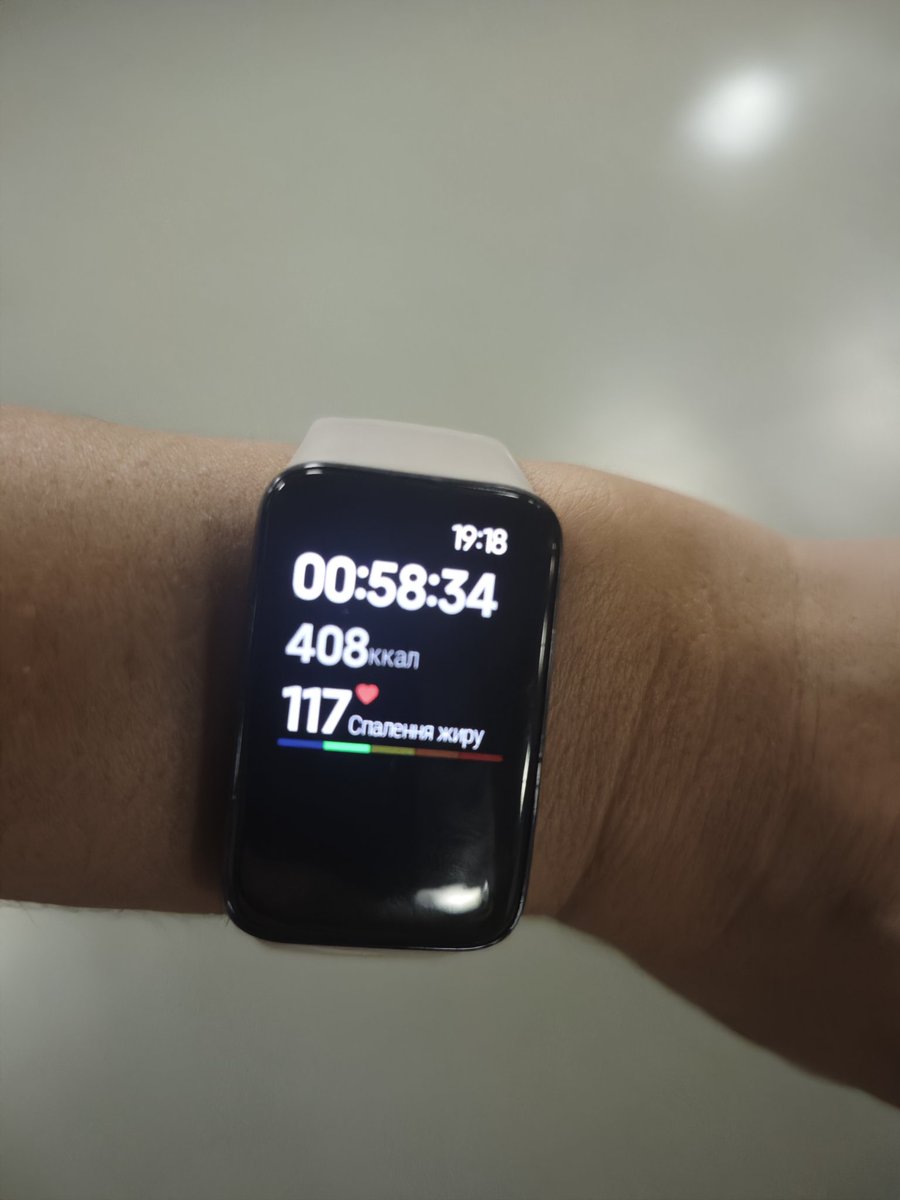 Все встигла зробити сьогодні. І тренування також. Хто закине на турнікети, відчує зранку прокачений прес і приємний біль в руках 😜
А я рішила, шо треба худнути і почати нову розмальовку. Так шо всім пака 😘😘
send.monobank.ua/jar/Ptze5Nqqu
PayPal dashulkashe@gmail.com