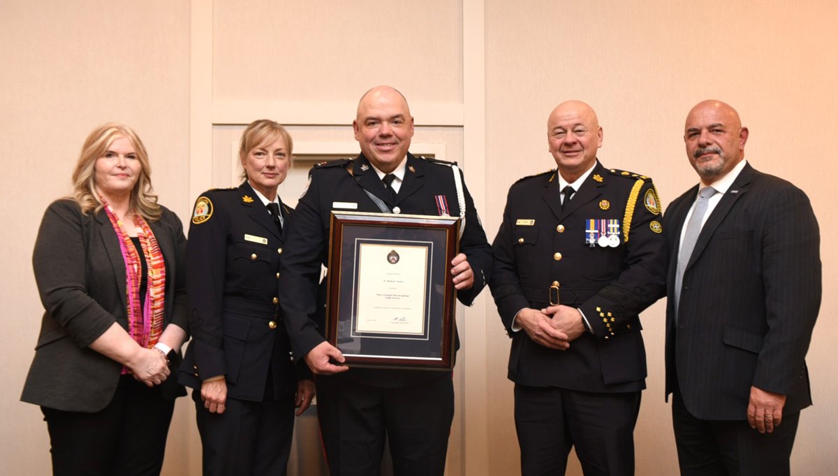 TorontoPolice's tweet photo. Thank you to everyone who joined @TPSMyronDemkiw for our 59th Annual Mass at St. Michael’s Cathedral Basilica and Communion Breakfast Sunday morning. Special thanks to @MayorOliviaChow and @TPSBoard Member Nick Migliore for delivering inspiring speeches in support of first responders.
Read more: https://t.co/xthOgW36H2