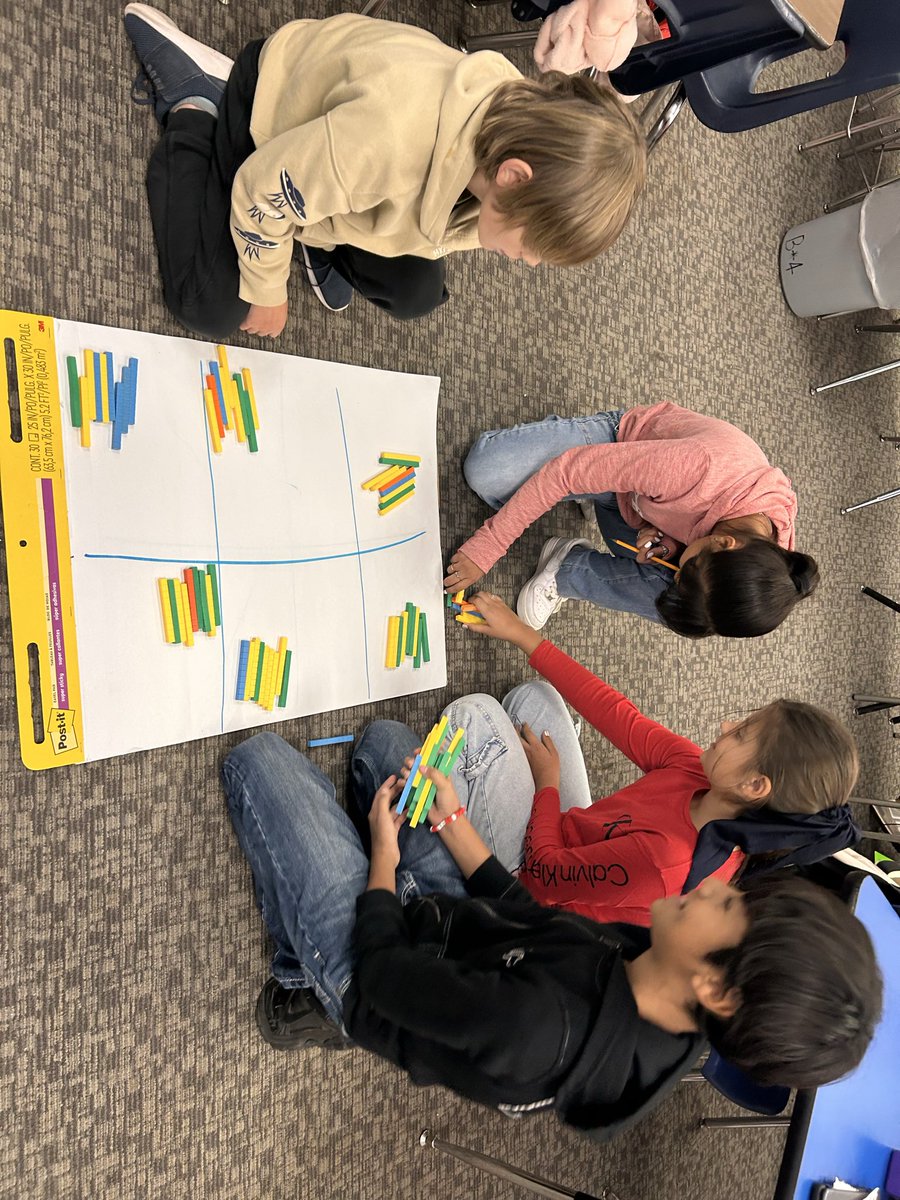 Isaiah26483523's tweet photo. Fifth grade multiplying decimals using base 10 blocks @DowlingTigers #MissionGrowth https://t.co/cWr1nIfGi5