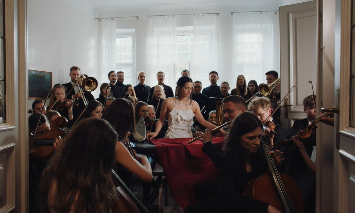 Manu⁷ III tweet media