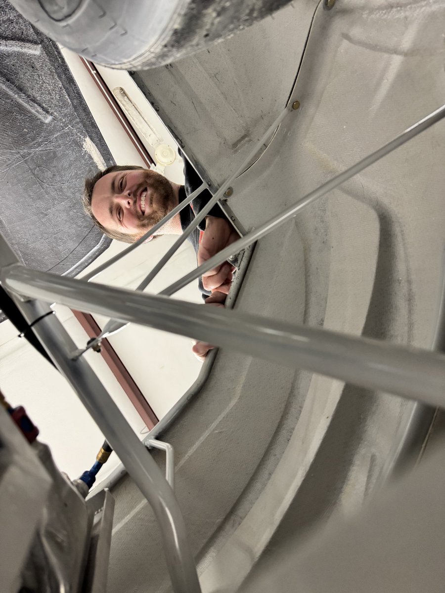 Alanis King tweet media