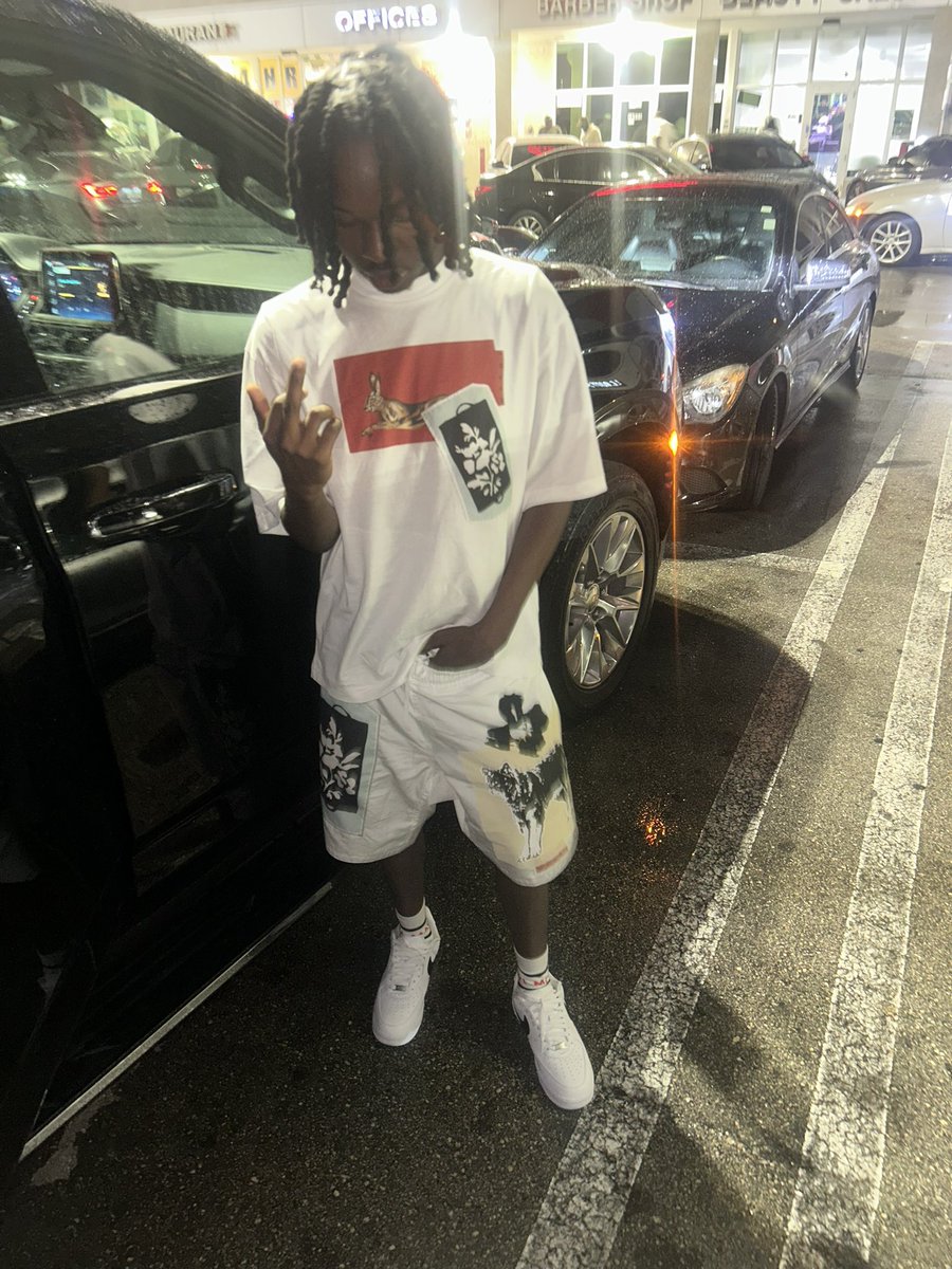 3blokkbaby's tweet image. We don’t get fly for likes this shit therapeutic ⛹🏾‍♂️