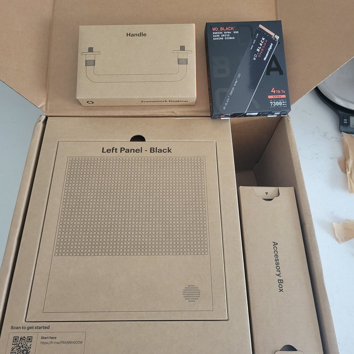 14 hours before my flight to San Francisco to tour <a href="/FrameworkPuter/">Framework</a> &amp; <a href="/Cloudflare/">Cloudflare</a> I get the package. 
 Its full on beast!

AI Max 300 series Max+ 395 128gb w 4tb wd_black sn850x nxme ssd... oh &amp; rgb fan.

Massive thank you to Framework &amp; the community. You all are incredible 🤌