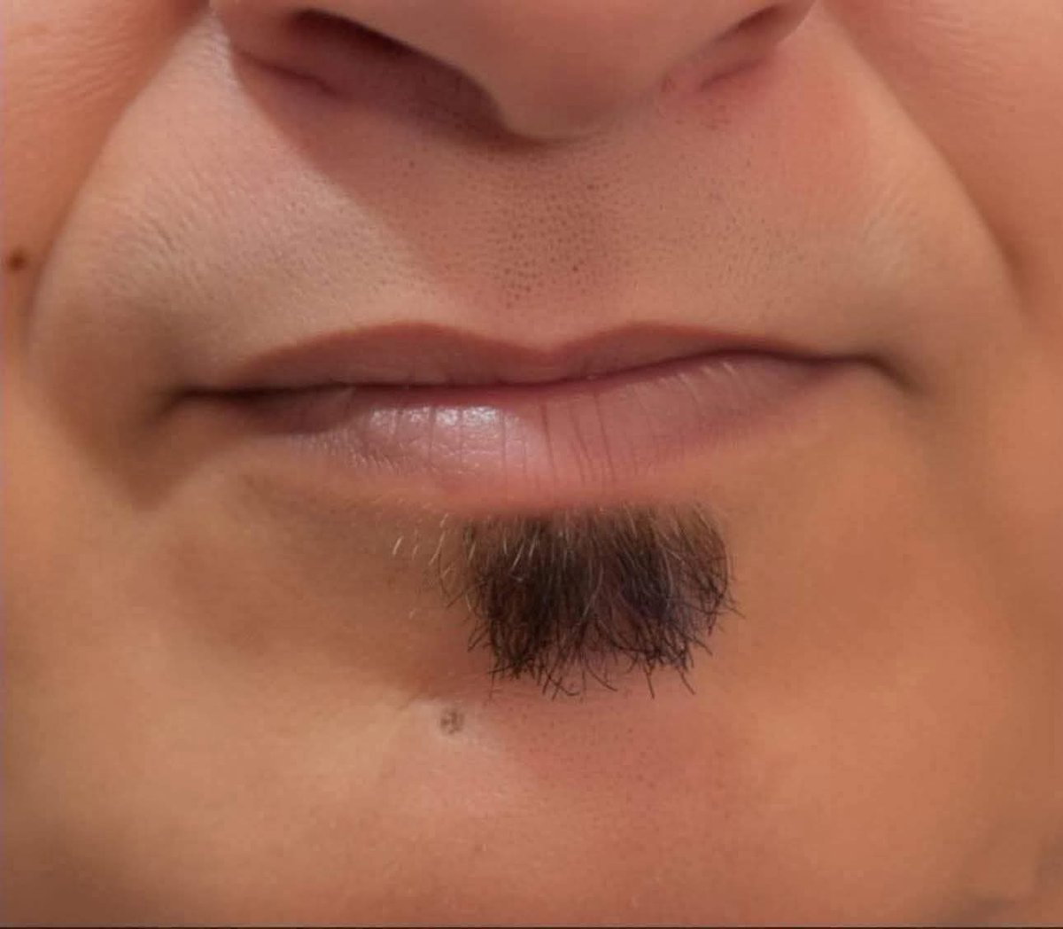 مثل هذا النوعية تلكاه وياك بالدوام، ديربالك اداينة فلوس 💔😐