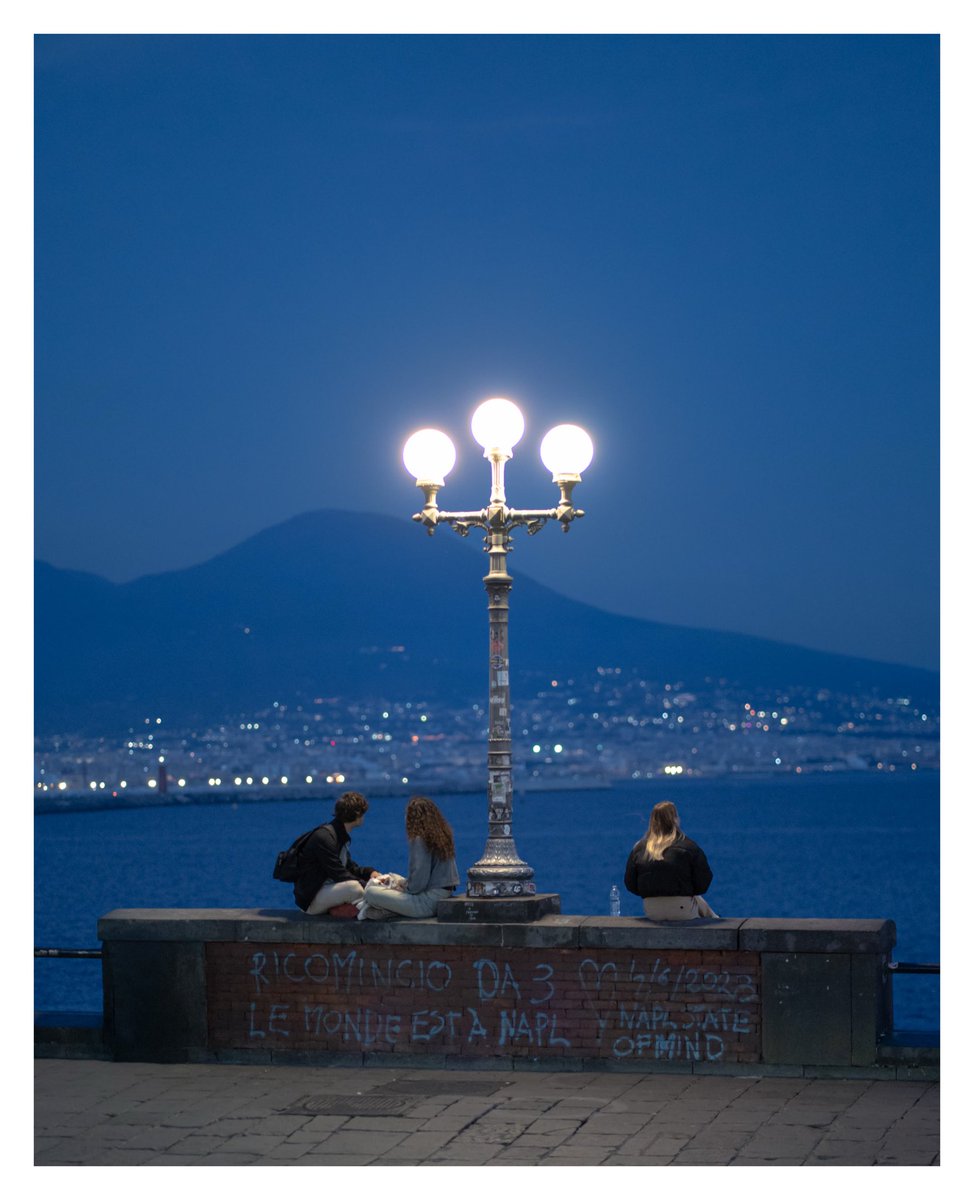 Napoli, contrasti d’Amore 💙