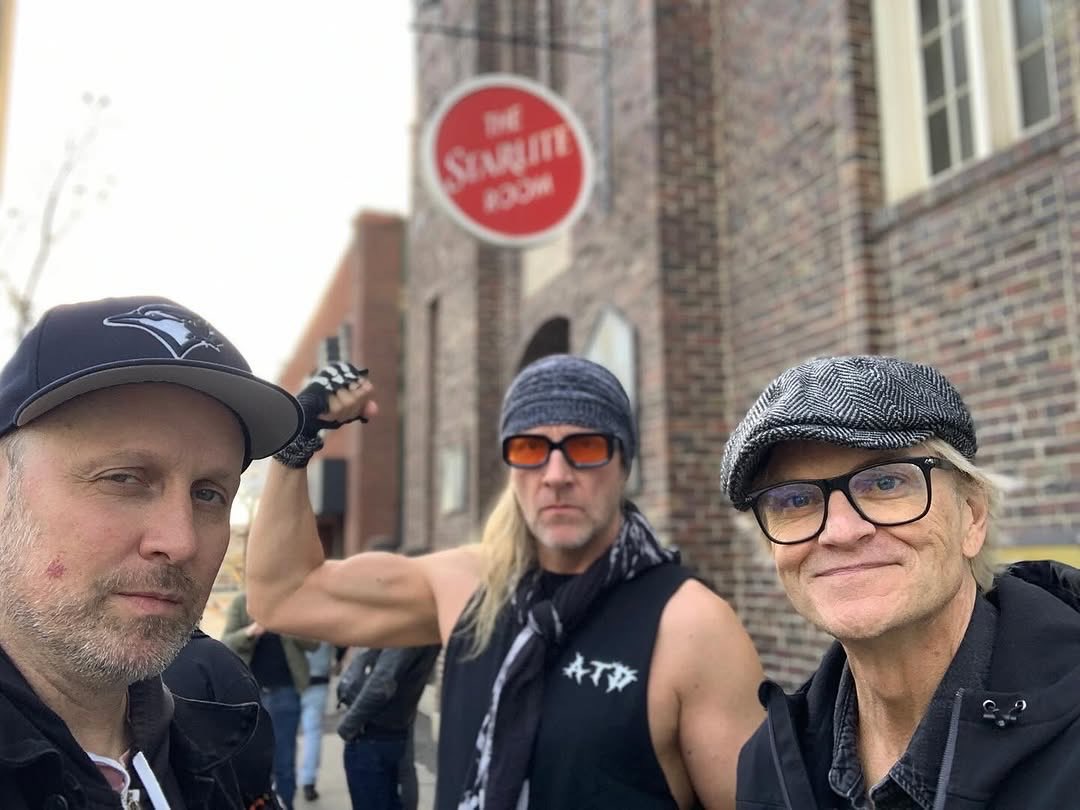 Thank you, Edmonton, for an unforgettable night! You brought the energy, and we felt every bit of it 🔥 Now it’s Banff’s turn 🤘
 
#EconolineCrush #NewGoldMagicTour #LiveMusic #Concert #StarliteRoom #EdmontonAB