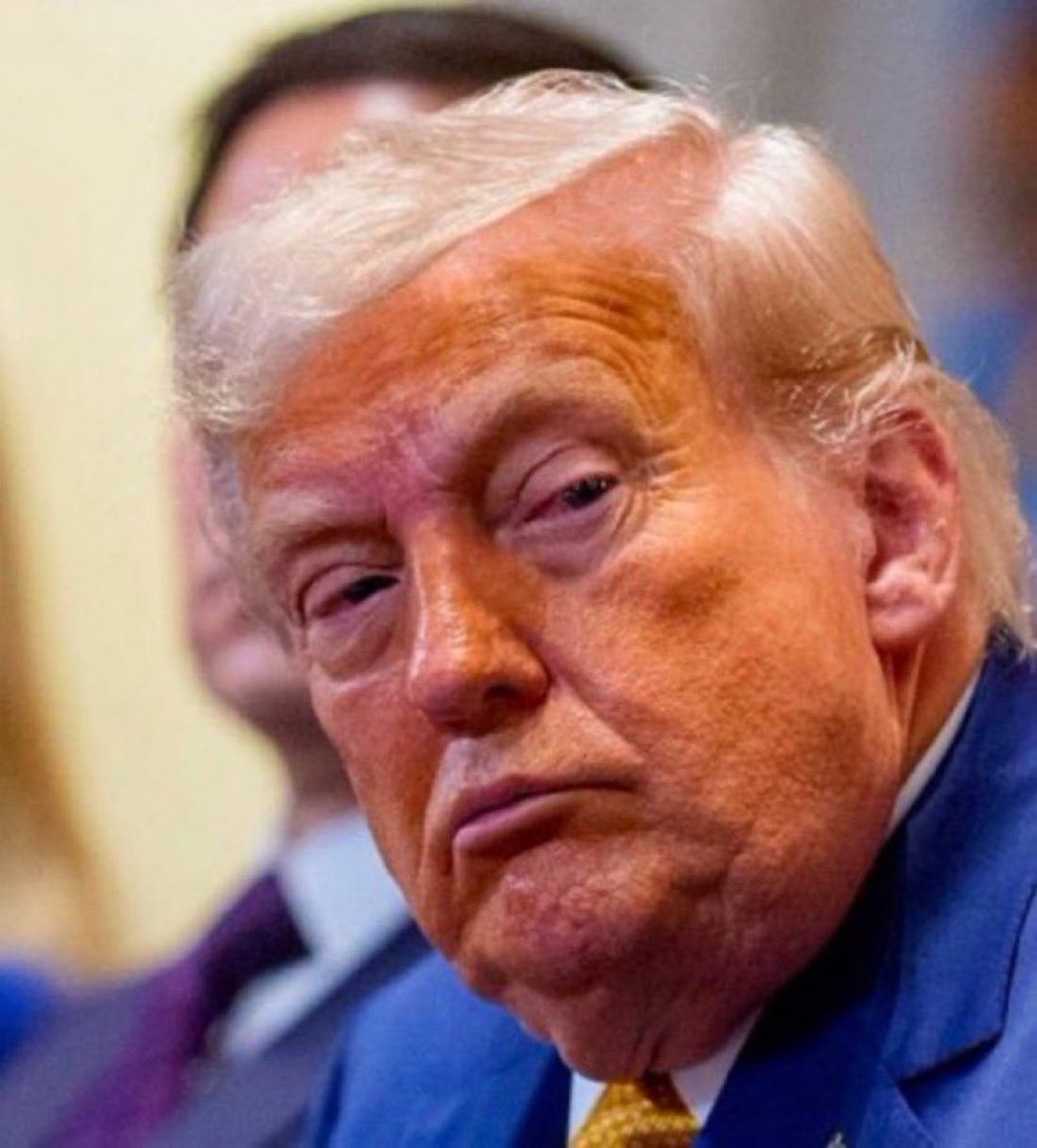 The President should be bright, articulated, diplomatic, patient, intelligent and FIT…

Trump is none of these things. 

Do you agree?