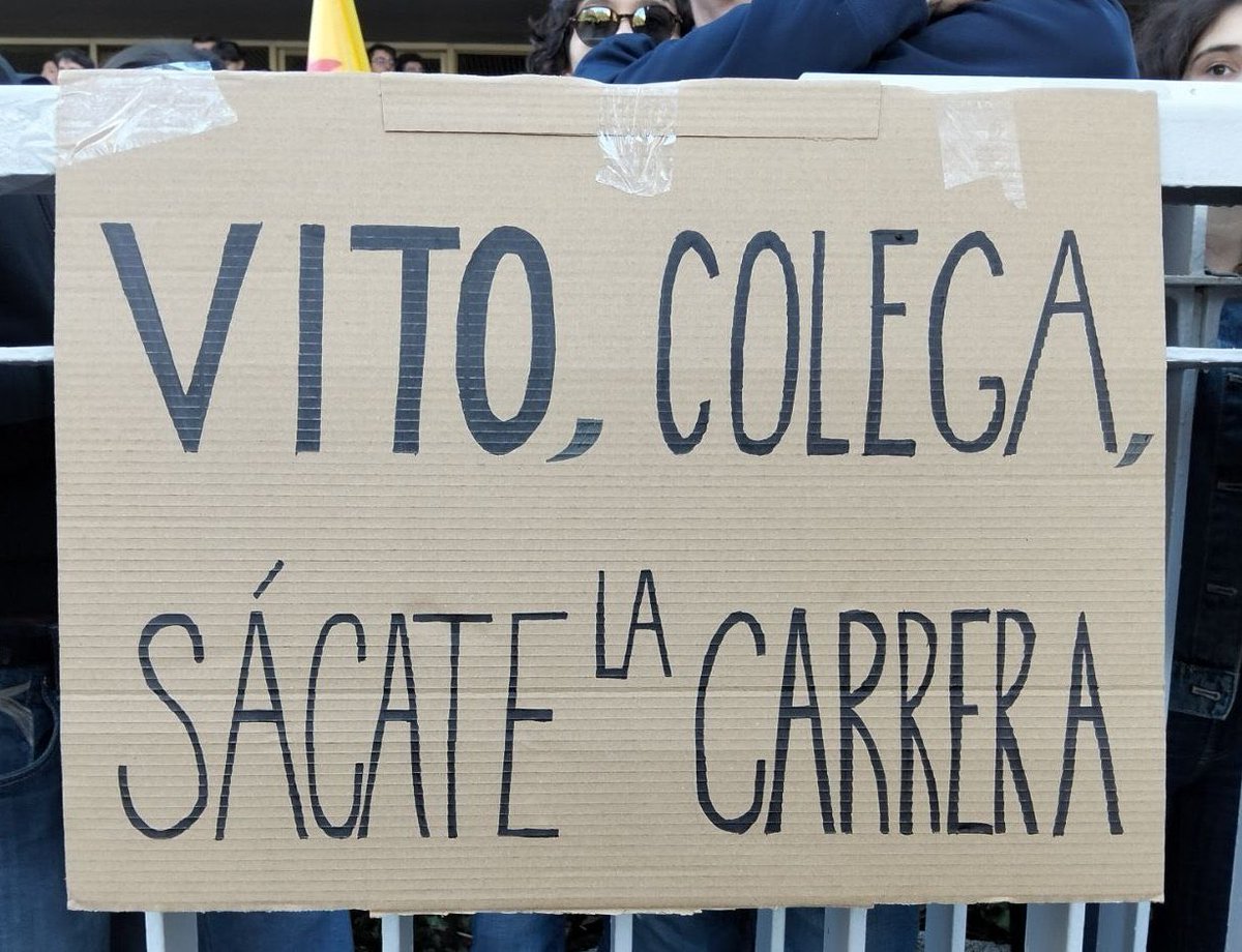 Verás tú cuando se enteren estos payasos de que yo terminé de estudiar hace 2 años y la que no tiene la carrera pero sí una cátedra fake es Begoña Gómez. 

Les puede dar un ictus a los perrofalutas. 🤣