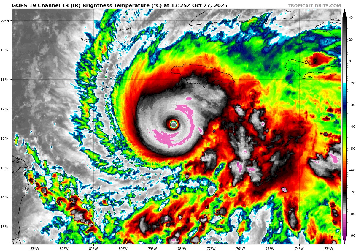 Jamaïque 🇯🇲 - Ouragan Melissa

🔸 N'en déplaise aux climatoseptiques, Melissa, en cette fin de saison des ouragans dans l'Atlantique est un véritable OVNI ! 

Des vents mesurés à 280 km/h et une pression minimale à 908 hPa, c'est complètement fou et ça pourrait s'aggraver.