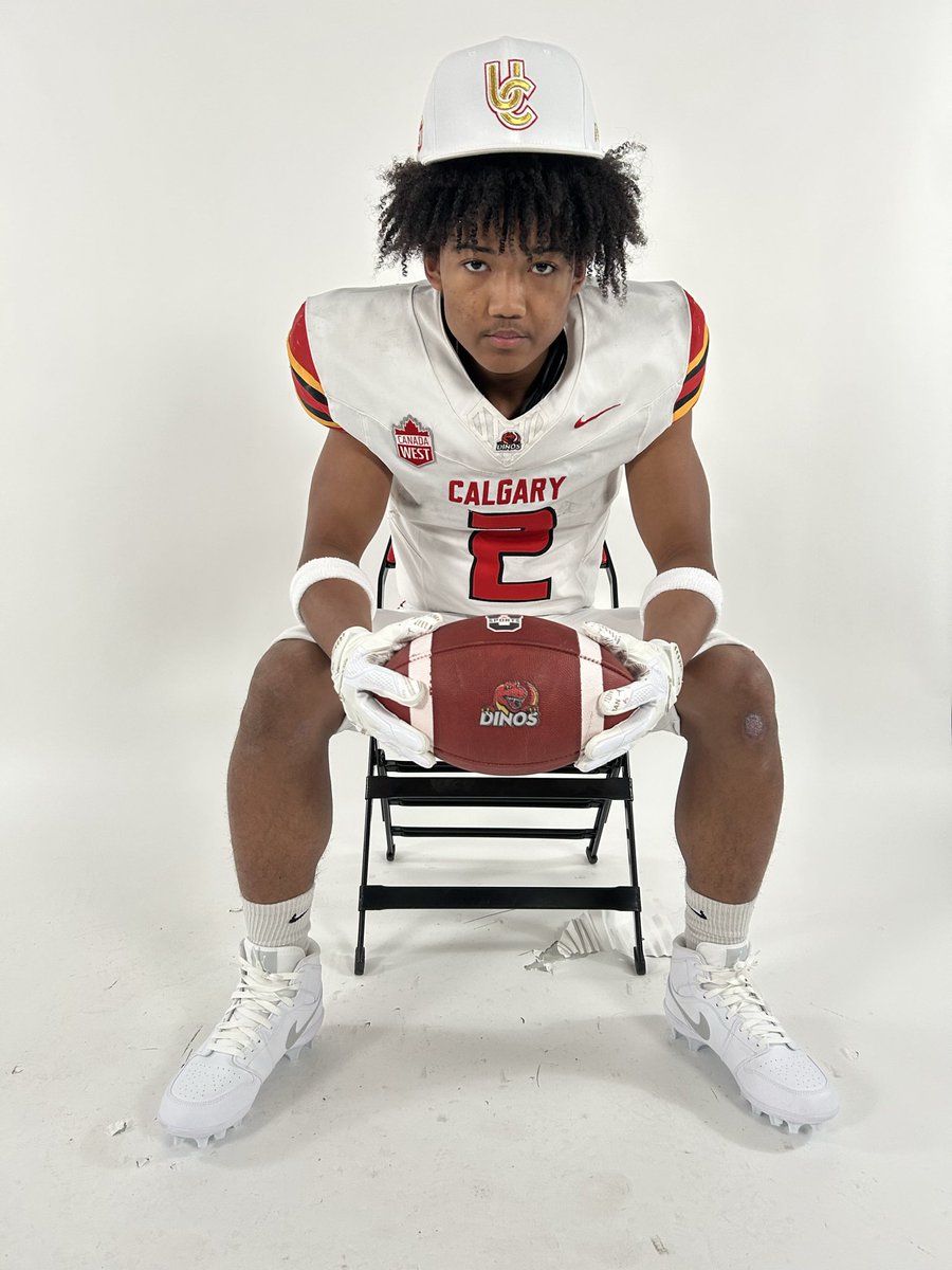 Jeremiahhn13's tweet photo. After an amazing visit and a great conversation with @Coach_Sheahan, I’m grateful to receive my first Usports offer from the University of Calgary @Dinos_Football @CLAnstey https://t.co/6mrkiD1a2b