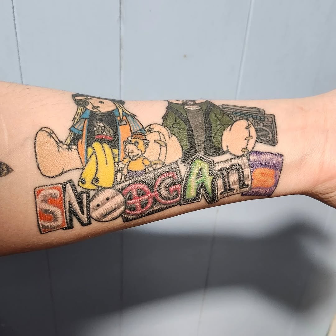 JayMewes's tweet photo. Yo baby you ever had your asshole stitched by a fat doll in an overcoat? love this embroidery tattoo April Rose Mossow snoogans! 🤘 #tattoo https://t.co/761uiMaZFi