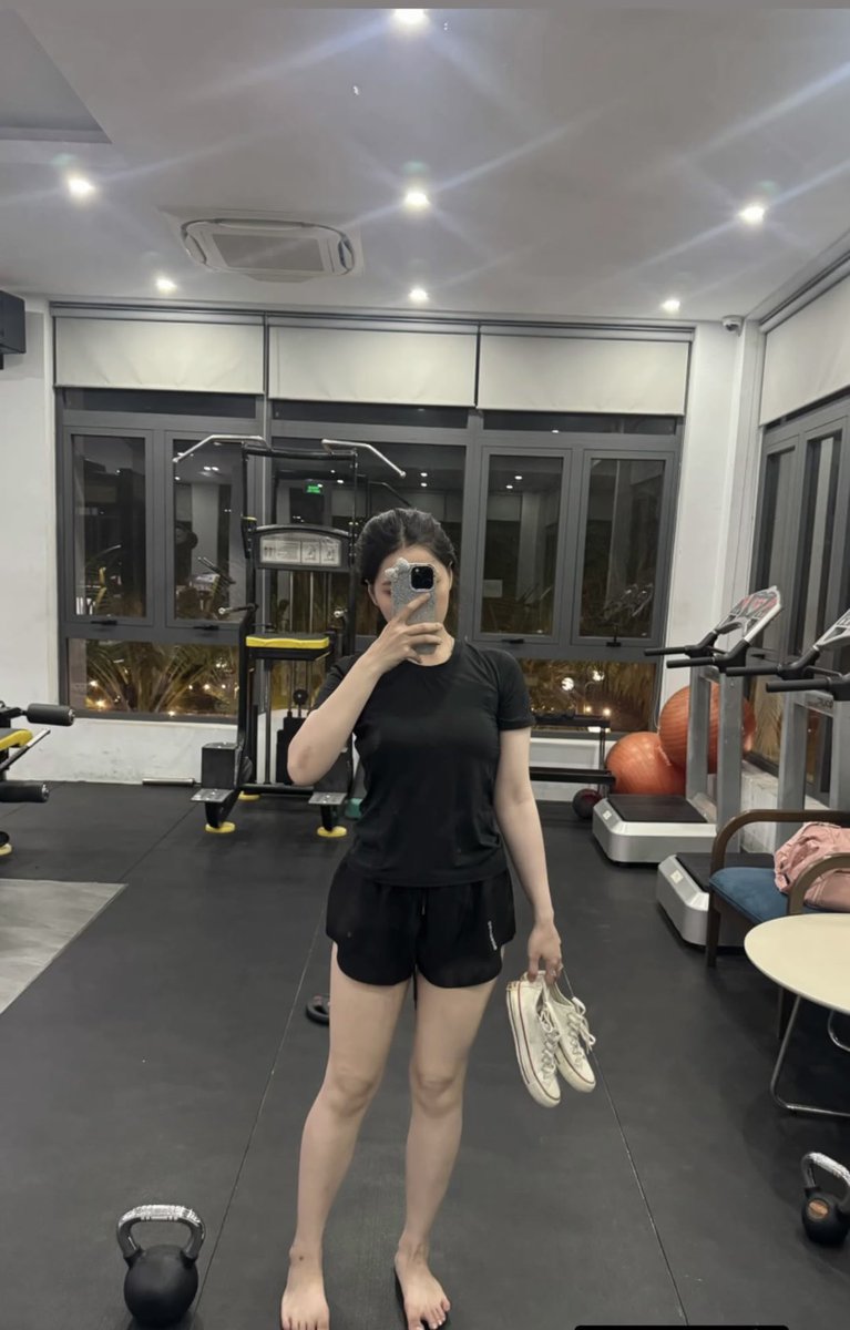 Đợi Ngày Comback tweet media