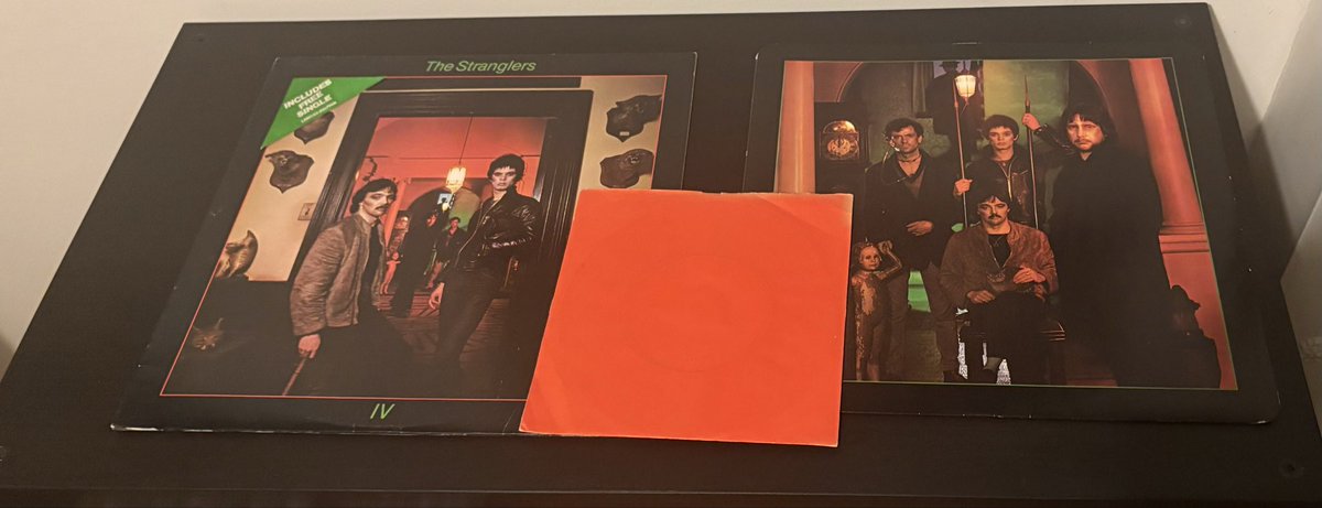 RoxyRich's tweet photo. Will always be my favourite pressing. With the green sticker, and free single. Minus the shrink, but I absolutely adore it. #thestranglers #rattus https://t.co/bhlfZ8ARLc