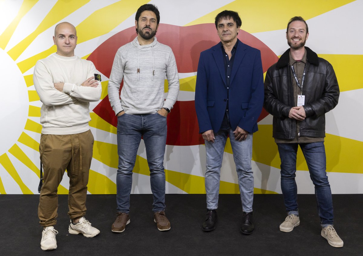 Seminci_oficial's tweet image. ¡No nos podemos quejar de cantera! 😎​

Los seis proyectos en proceso que conforman 𝗤𝘂𝗲𝗿𝗰𝘂𝘀 se han presentado esta tarde en el Broadway: 𝘓𝘢 𝘣𝘪𝘣𝘭𝘪𝘰𝘵𝘦𝘤𝘢, de 𝗖𝗮𝗿𝗹𝗼𝘀 𝗭𝗮𝗹𝗮𝗺𝗮; 9 𝘮𝘶𝘫𝘦𝘳𝘦𝘴 (𝘦𝘯 𝘦𝘭 𝘣𝘰𝘴𝘲𝘶𝘦 𝘭𝘢́𝘤𝘵𝘦𝘰), de 𝗔𝗹𝗳𝗼𝗻𝘀𝗼…