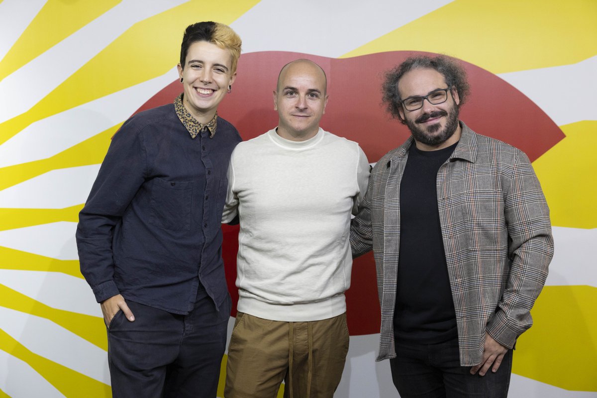 Seminci_oficial's tweet image. ¡No nos podemos quejar de cantera! 😎​

Los seis proyectos en proceso que conforman 𝗤𝘂𝗲𝗿𝗰𝘂𝘀 se han presentado esta tarde en el Broadway: 𝘓𝘢 𝘣𝘪𝘣𝘭𝘪𝘰𝘵𝘦𝘤𝘢, de 𝗖𝗮𝗿𝗹𝗼𝘀 𝗭𝗮𝗹𝗮𝗺𝗮; 9 𝘮𝘶𝘫𝘦𝘳𝘦𝘴 (𝘦𝘯 𝘦𝘭 𝘣𝘰𝘴𝘲𝘶𝘦 𝘭𝘢́𝘤𝘵𝘦𝘰), de 𝗔𝗹𝗳𝗼𝗻𝘀𝗼…