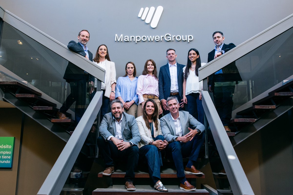 Estoy orgullosa de compartir esta nota de <a href="/ManpowerGroupUy/">ManpowerGroup UY</a>  publicada en <a href="/InfoNegocios_UY/">InfoNegocios_UY</a>, donde aparecemos el equipo de líderes, que junto a otras personas que no aparecen en la foto, día a día transformamos tantas vidas. 

Los invito a leer la nota: lnkd.in/diqnqdmG