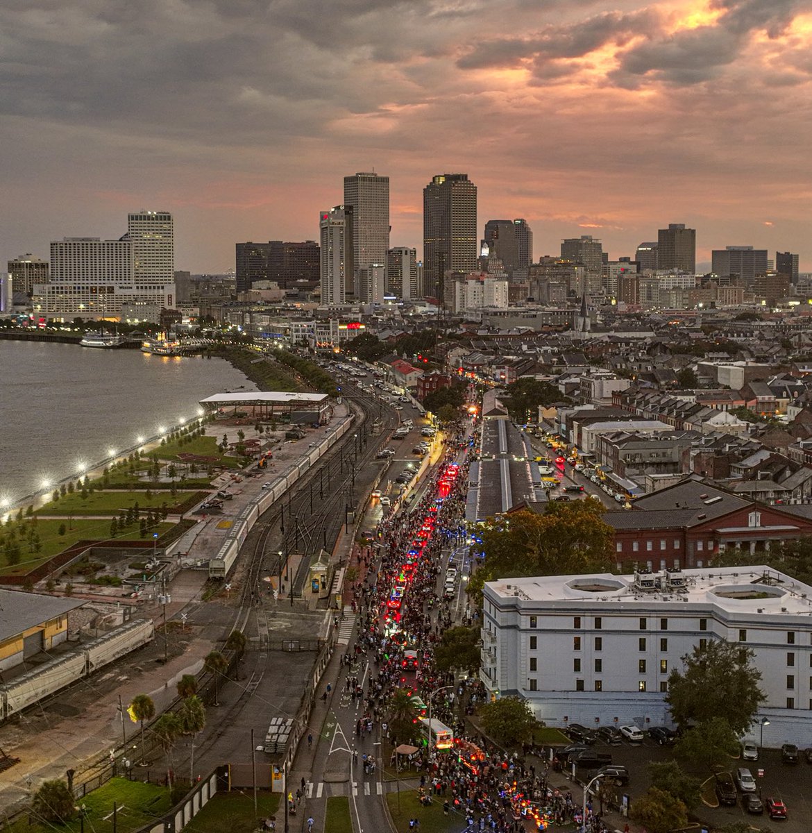 NBAFanSC23's tweet image. Missing this City...😔😔😔