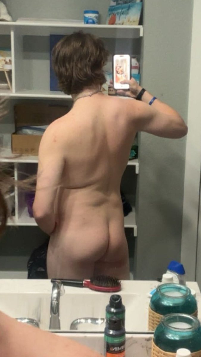 FreakyCowbuj's tweet photo. Rlly need me sum help with this
#freaky #horny https://t.co/2yNwmaT0ig