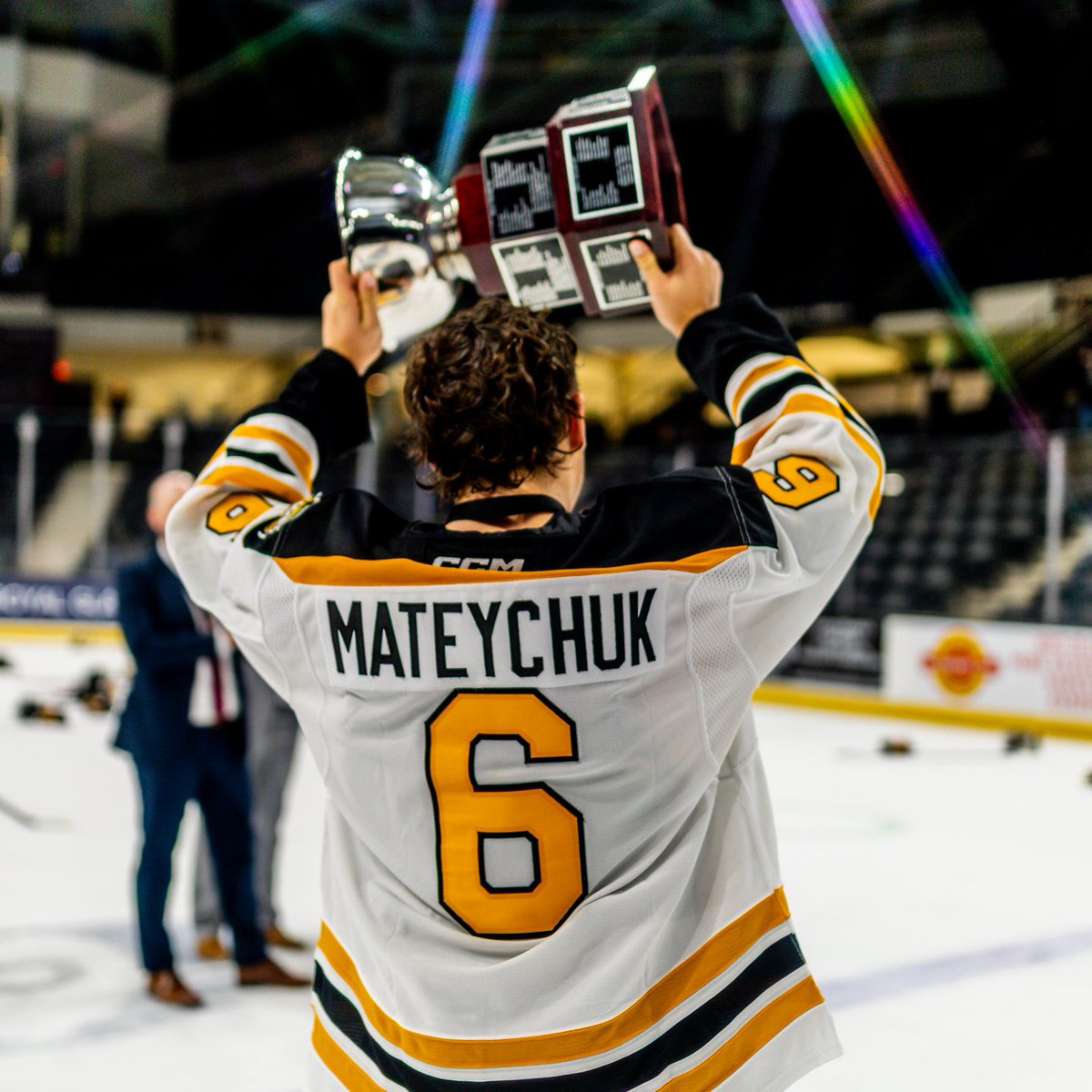 WHLGiants's tweet photo. Congratulations to Giants prospect Crosby Mateychuk for winning a Gold Medal with @hockeymanitoba at the #WHLCup yesterday!
Mateychuk was 2nd amongst all defencemen in tournament scoring with 7 points (2G-5A) in 5 GP. https://t.co/0oSCDcBXwX