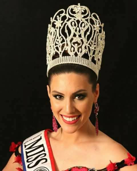 delpynews's tweet image. ▶️ PIDEN AYUDA URGENTE PARA LA MISS PARAGUAY 2017 | 👑💔

🏃‍♂️Familiares y amigos organizan una maratón solidaria para apoyar a Yessica Daiana Ledezma Báez (31), quien actualmente enfrenta un grave problema de salud y se encuentra internada en Asunción.

🏥La exmiss sufre pérdida…