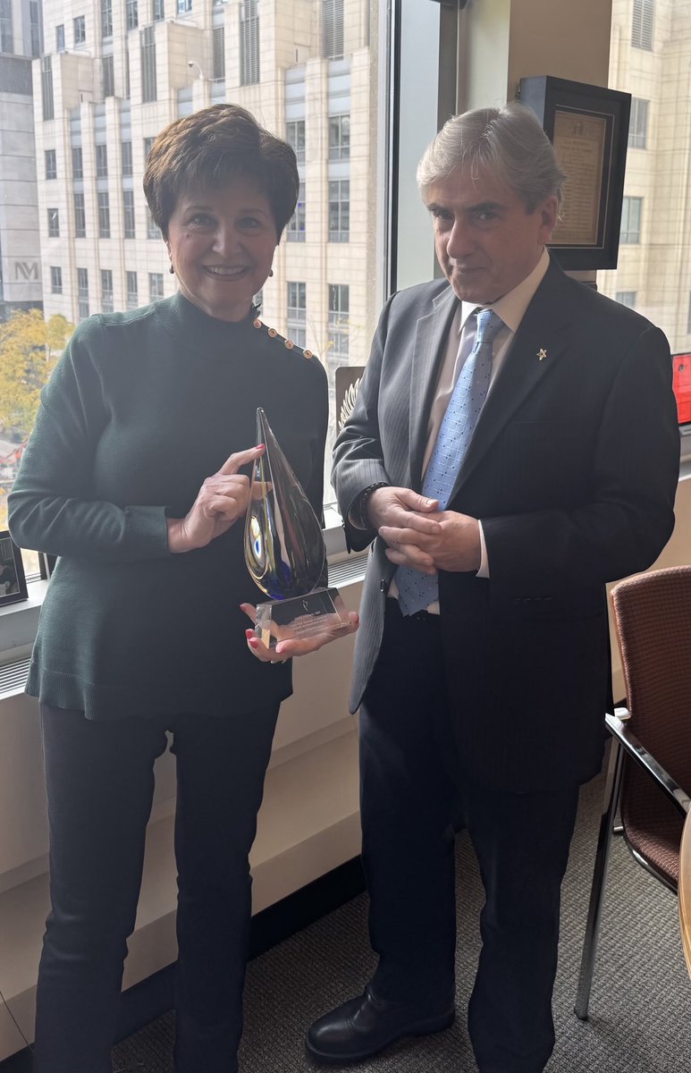 LeonidasPlatan1's tweet photo. Our deputy director, Maha Hussain, in my office showing me the Lifetime Achievement Award she got from the PCF for her remarkable clinical research that has transformed the prostate cancer field, led to several FDA approvals and prolonged many lives! ⁦@LurieCancer⁩ https://t.co/9ezTfp0fQS