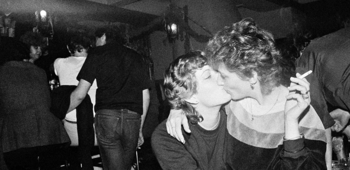 I’M NOT EVERYTHING I WANT TO BE free advance screening + Q&amp;A with dir. Klára Tasovská &amp; photographer Libuše Jarcovjáková 11/1 LF3.

In Soviet-occupied Prague, a young female photographer embraces wild nights of rebellion, desire &amp; resistance to conformity.
americancinematheque.com/now-showing/im…