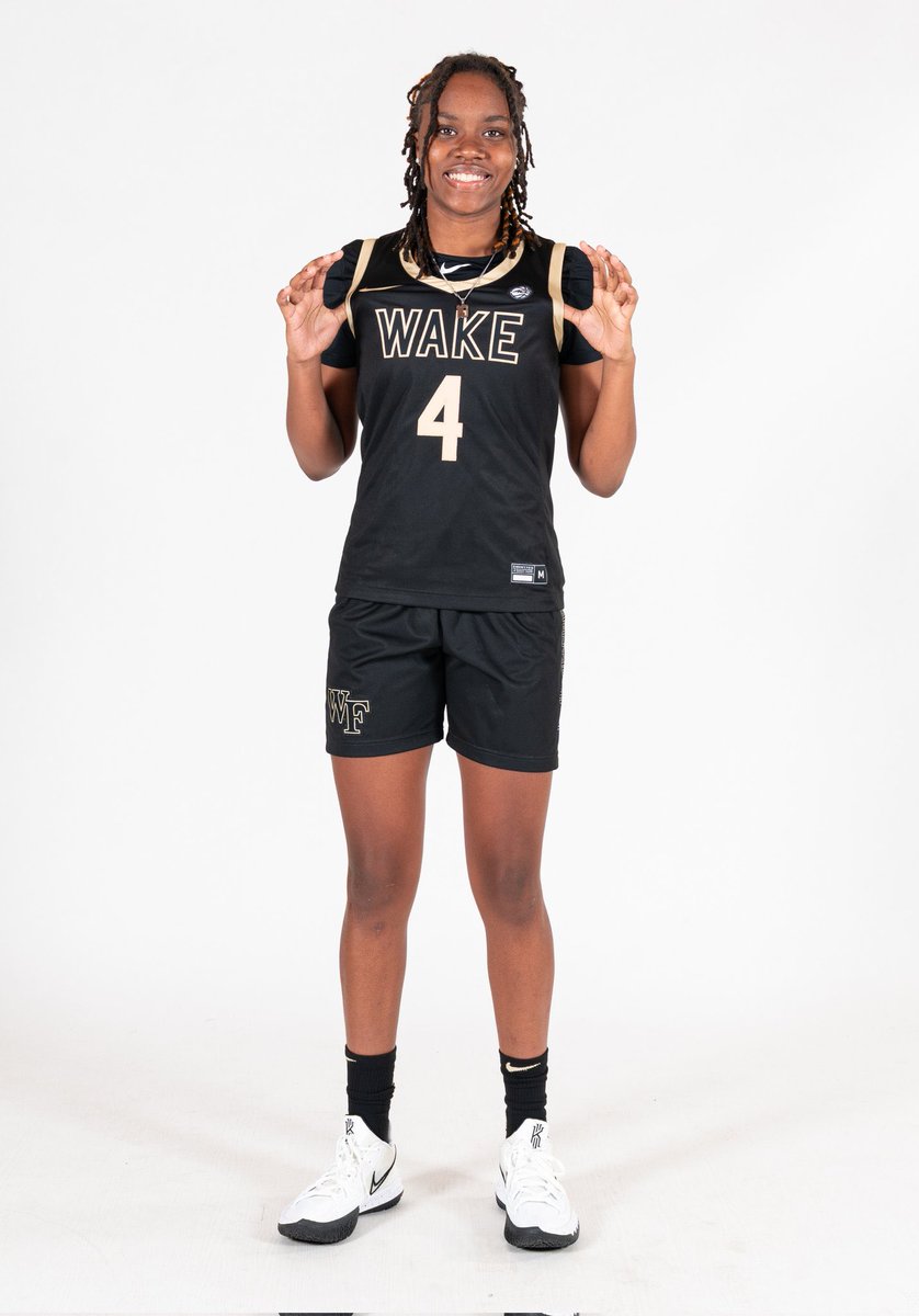 UNOFFICIAL VISIT!

2026 SG Autumn Washington (<a href="/AutumnJawel/">Autumn Washington</a>) recently completed her college visit at Wake Forest (@wakewbb).

#YouAreElite #EliteSportsVisuals #unofficial #notcomitted