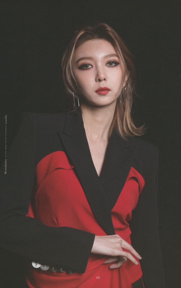 nugupromoter's tweet photo. DREAMCATCHER's Dami will be releasing her solo debut single 'Chequered Flag' featuring groupmate Yoohyeon on October 31st, 12PM KST https://t.co/Uw0Z4rOVQq