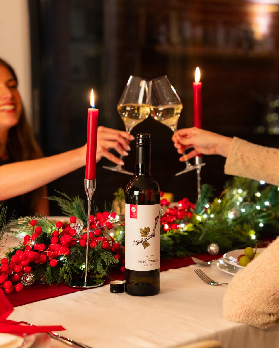 Get into the festive spirit with a bottle worth celebrating! ✨

Say hello to Meio Tronco 25th Anniversary Vinho Verde ❤️ Bursting with bright citrus and delicate floral notes, it’s the perfect bottle to toast to all your favourite festive moments with friends.