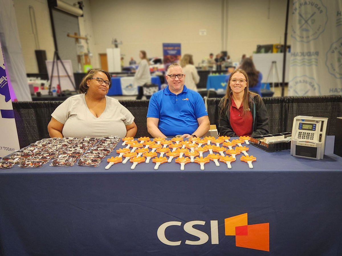 CSIsolutions's tweet image. Over 800 students explored careers at the WKY LAUNCH Experience! 🚀
At the CSI booth, students learned how ATMs work, discovered tech careers, and had fun with prop cash 💵 + CSI giveaways 😎 
We love inspiring tomorrow’s innovators!